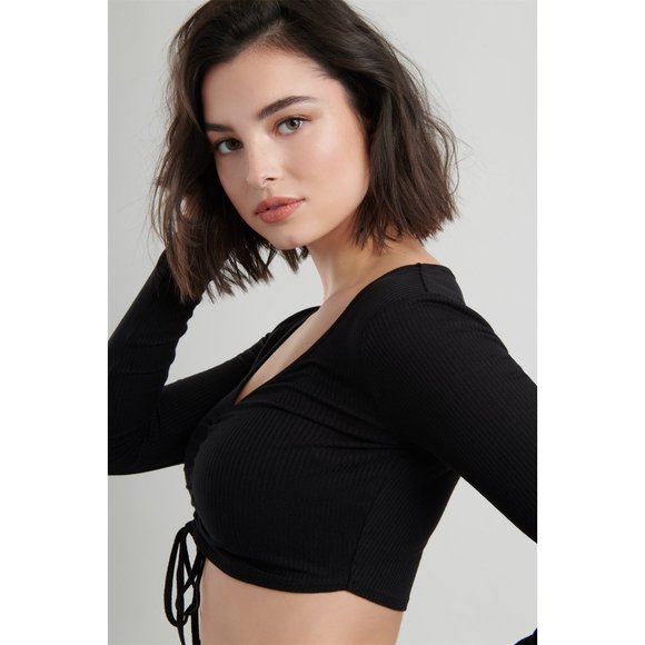 Ultra-Cropped Ruched Longsleeve - Picture 3 of 8